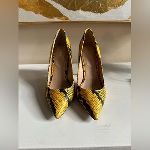Yellow Reptile Print Pumps